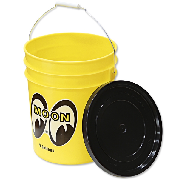 Yellow Light Duty MQQN 5-Gallon Any Purpose Bucket with Black Lid